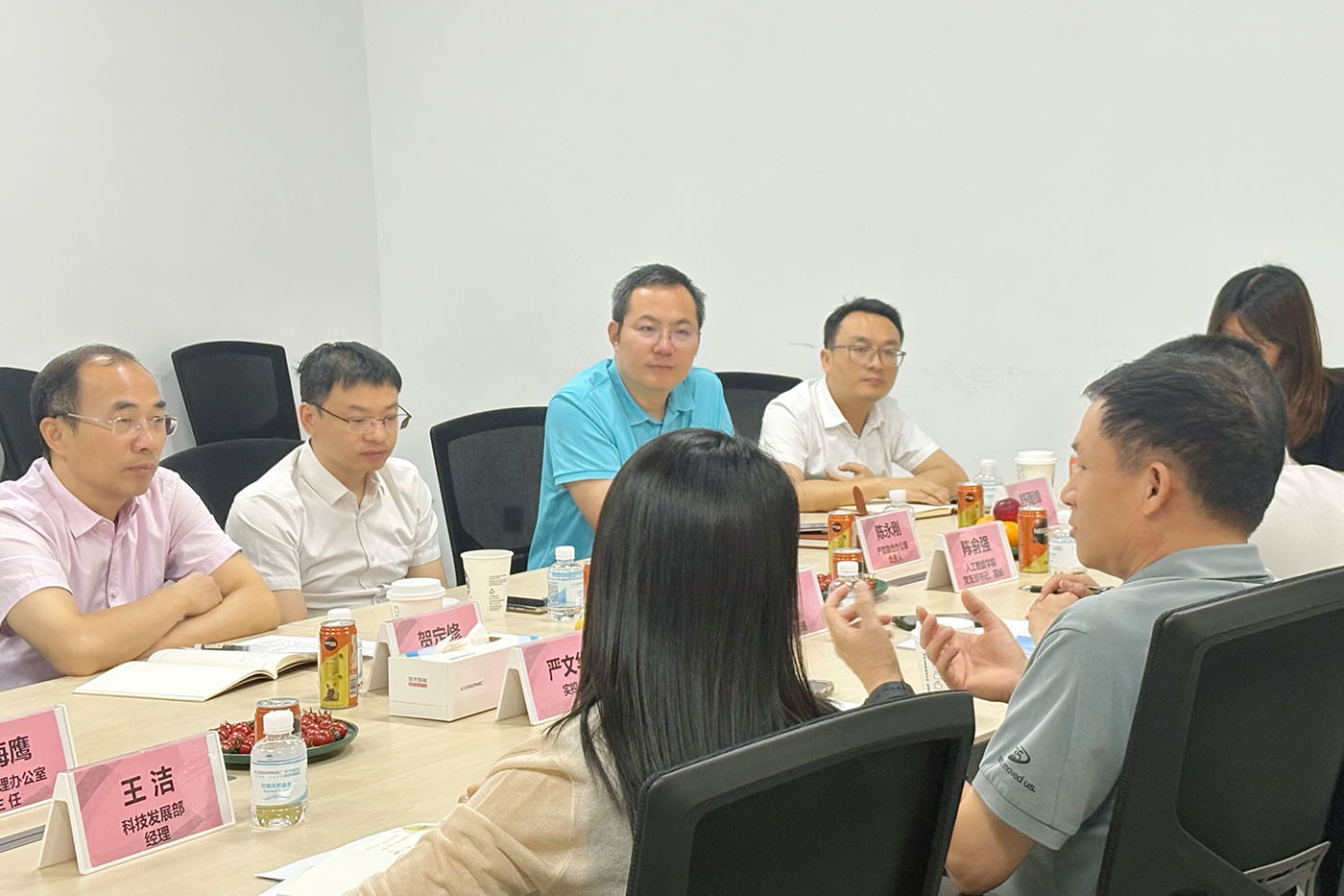 东莞职业手艺学院到访AB娱乐智能开展校企相助交流
